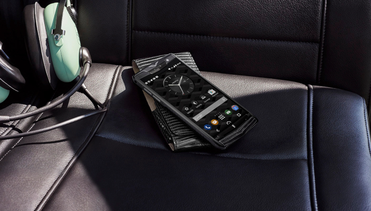 Vertu Signature Touch NEW