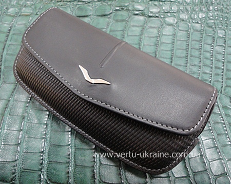 Продается чехол к Vertu Constellatoin and Vertu Ascent Ti