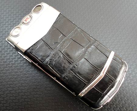 замена кожи крокодила на VERTU Constellation AYXTA