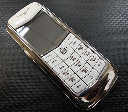 продается Vertu Constellation Pure White